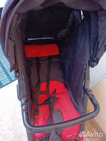 Прогулочная коляска