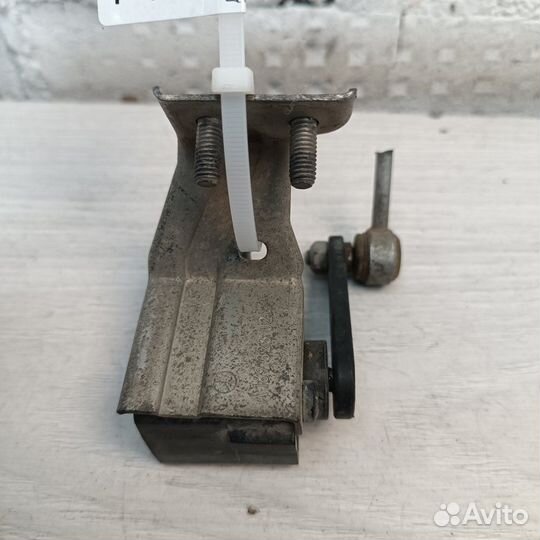 Датчик положения кузова Mercedes S W221