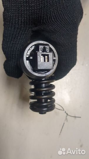 Форсунка топливная Volkswagen Touran, 2008