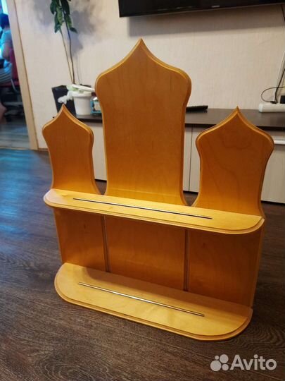 Полка для икон прямая