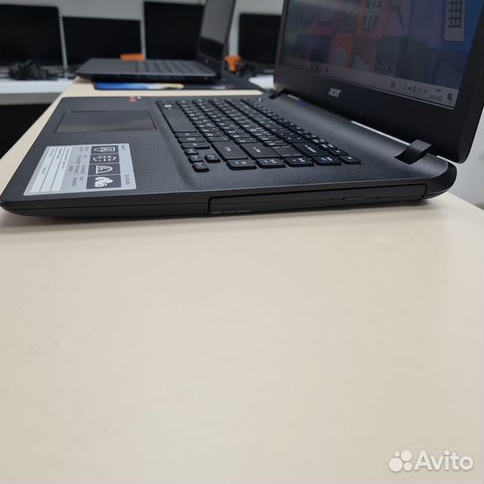 Ноутбук Acer 4 Ядра/A6-7310/4GB/SSD+500GB/R4