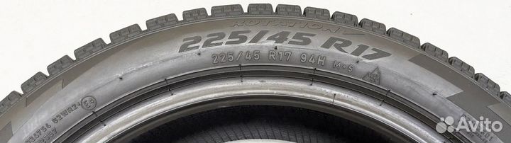 Pirelli Ice Zero FR 225/45 R17 94H