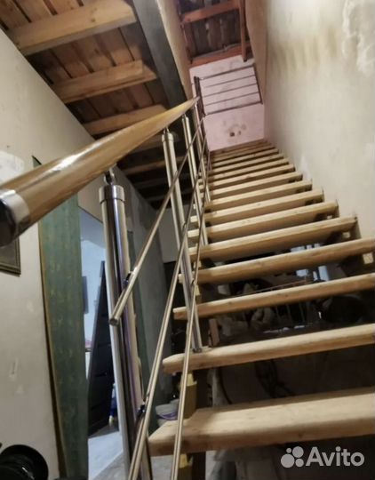 Пeрилa для лестниц / пopучни из нeржавейки