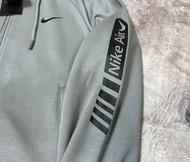 Спортивные костюмы Nike
