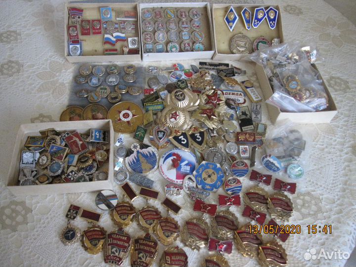 Значки 320 шт