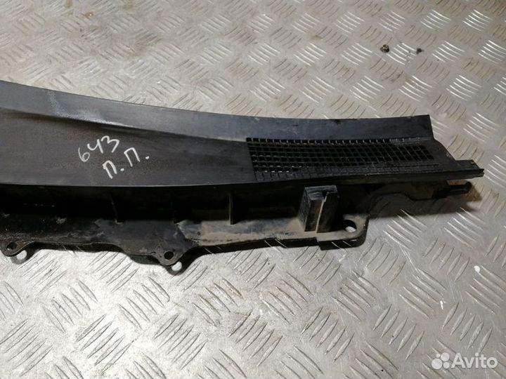 Жабо Infiniti G 2007-2014