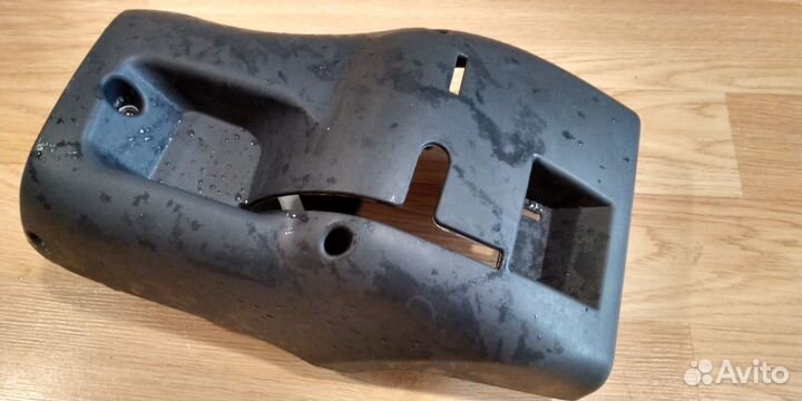 Продам кожух рулевой колонки на калину