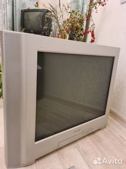 Телевизор Sony, trinitron кинескопный
