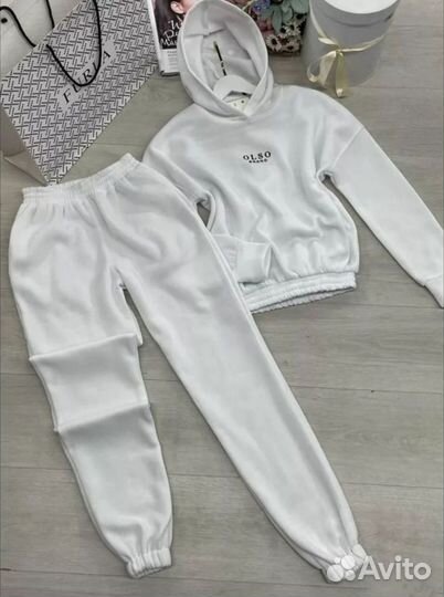 Спортивный костюм 46 размер