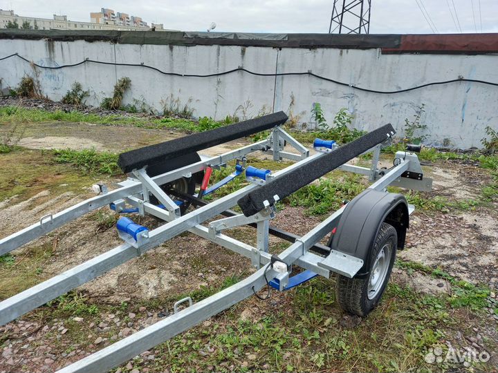 Прицеп для лодки до 6м с ложементами