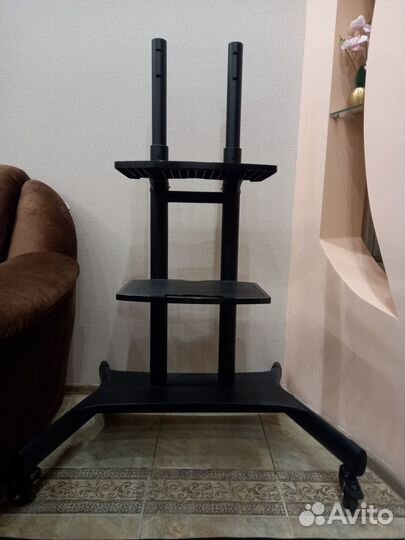 Подставка под телевизор