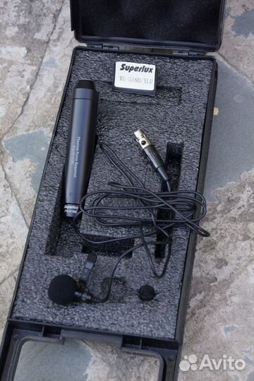 Микрофон петличный Superlux WU-518B/XLR