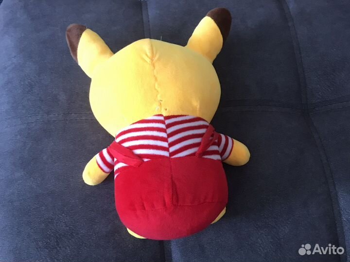 Плюшевый Пикачу