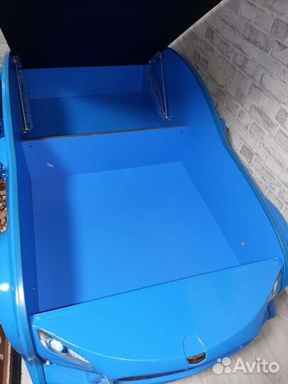 Детская кровать машина с подсветкой