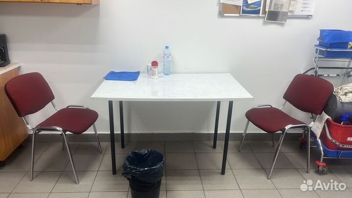 Кухонный стол