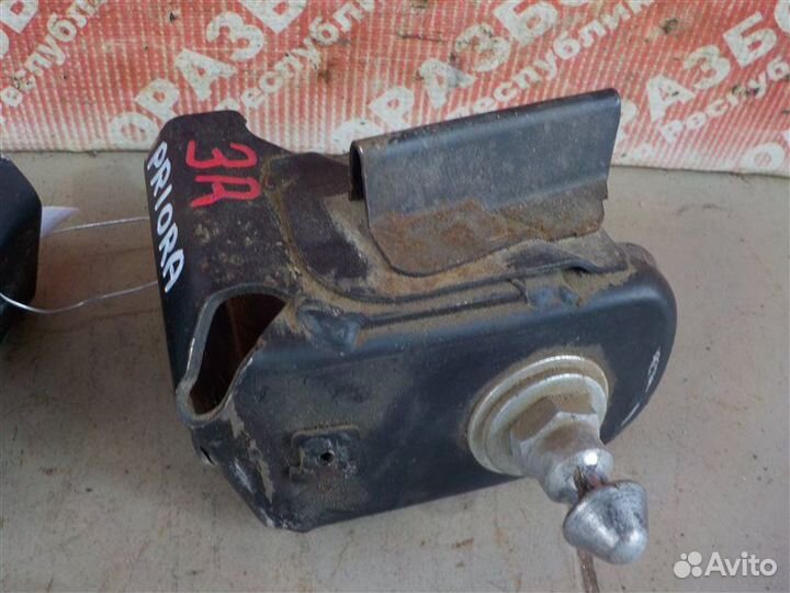 Крепление сидения заднее LADA Priora хэтчбэк 21126