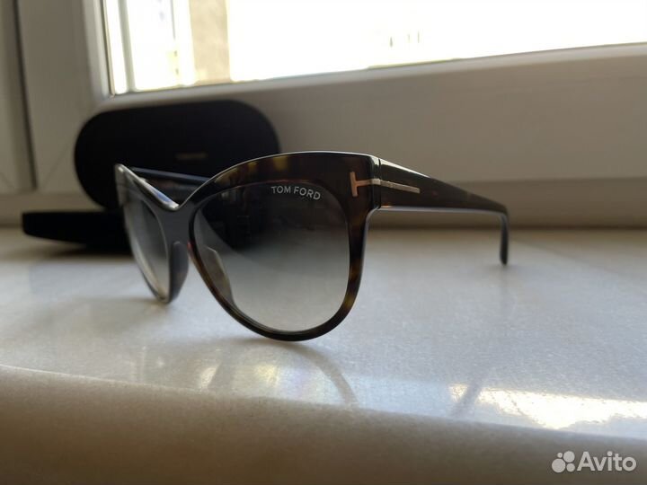 Очки солнцезащитные оригинал Tom Ford