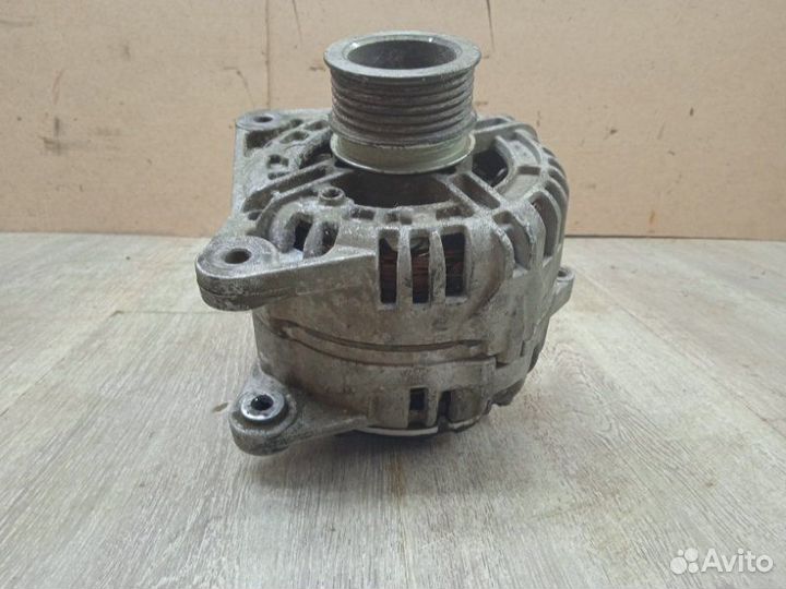 Генератор Renault Logan 1 2012