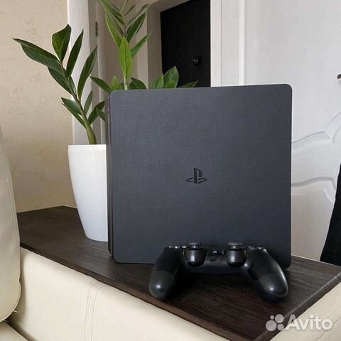 Sony PS4 slim