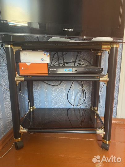 Тумба под телевизор