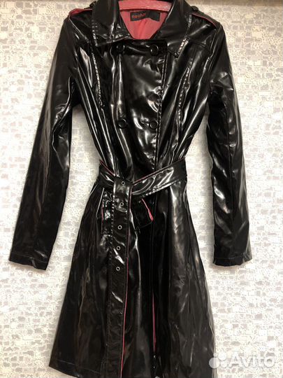 Плащ женский