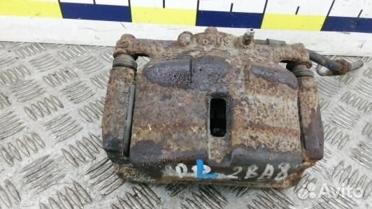 Суппорт тормозной передний левый suzuki kizashi 1