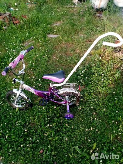 Детский велосипед с родительской ручкой