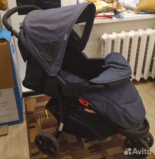 Прогулочная коляска