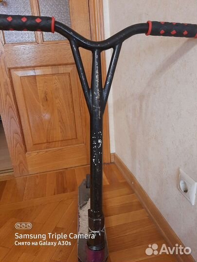 Самокат трюковой