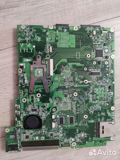 Материнская плата DA0ZR6MB6F0 Rev:F на запчасти