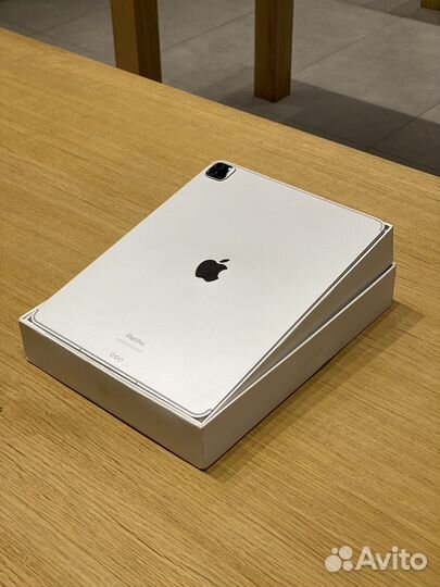 Apple iPad Pro 12.9 256GB 2022 «Серебристый»