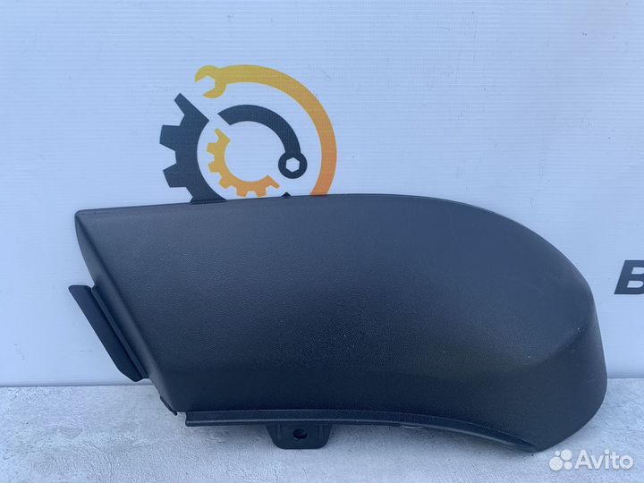 Накладка бампера левая Mercedes A1648858725