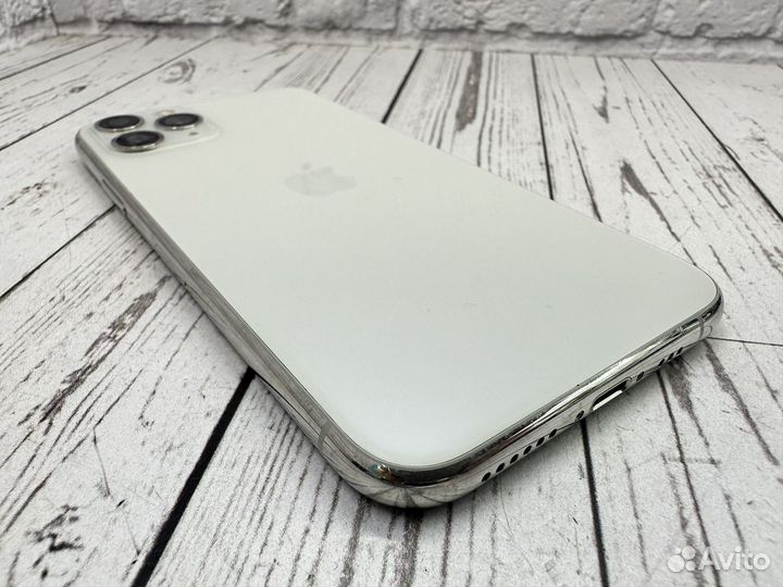 iPhone 11 Pro, 64 ГБ