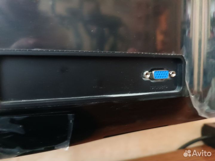 Монитор Philips (24дюйма)