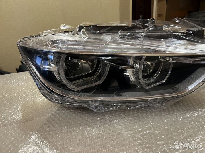 Правая передняя фара BMW F30 рестайлинг