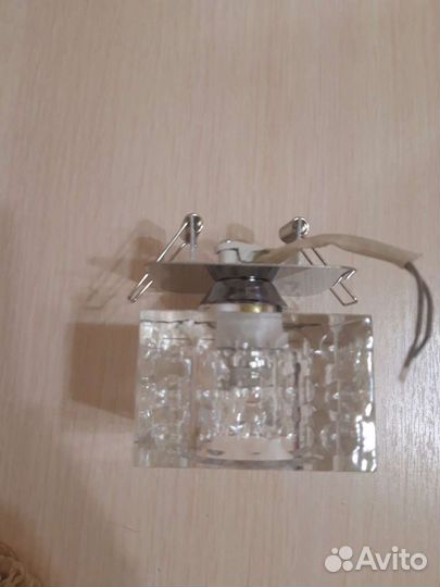 Светильник встраиваемый