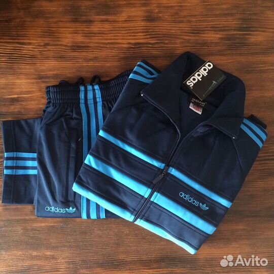 Спортивный костюм adidas 80х