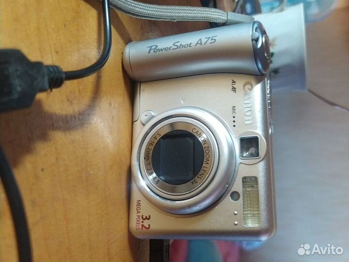 Фотоаппарат canon А 75