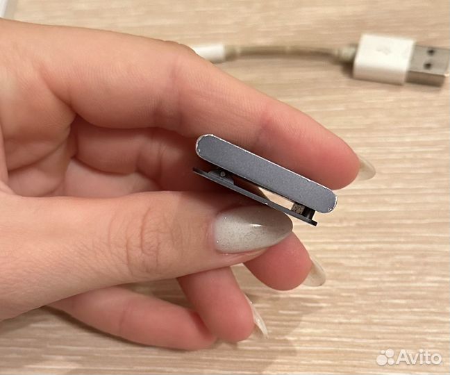Мр3-плеер Apple iPod Shuffle 4