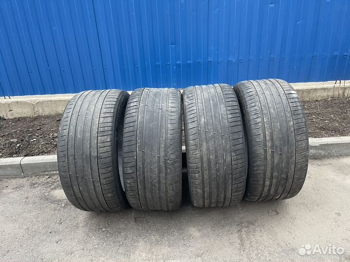 Michelin Pilot Sport 4 SUV 295/40 R21 111Y