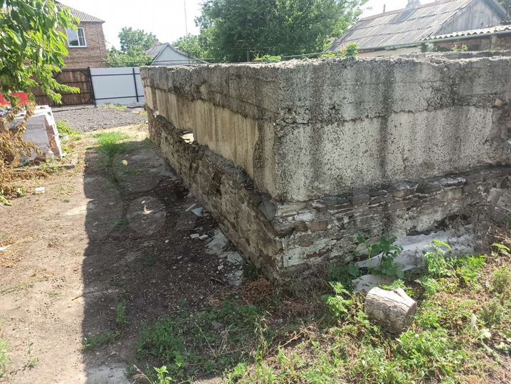 Дом 23 м² на участке 8 сот.