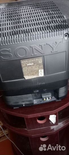 Телевизор sony Trinitron диагональ 52 см