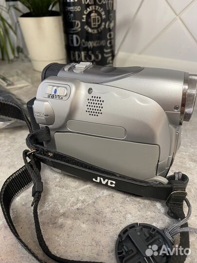 Видеокамера JVC на запчасти