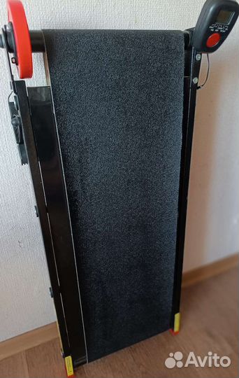 Продам беговую дорожку leco