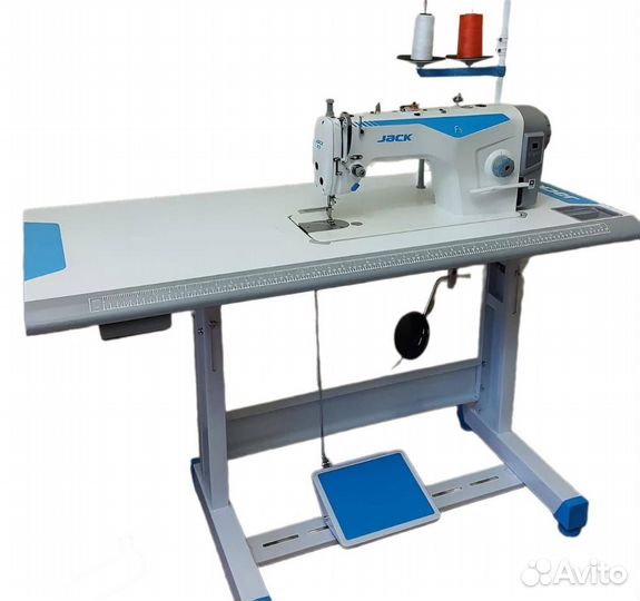 Швейная машина