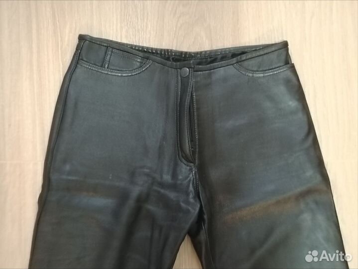 Брюки кожаные с низкой талией без пояса