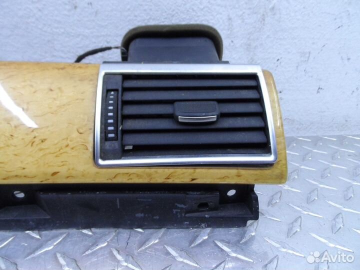 Дефлектор обдува салона Audi A8 D3 4E1857186