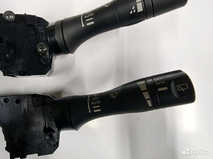 Переключатель подрулевой Nissan Teana