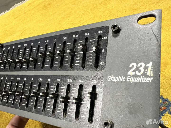 Эквалайзер dbx 231 б/у