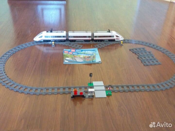 Lego city поезд